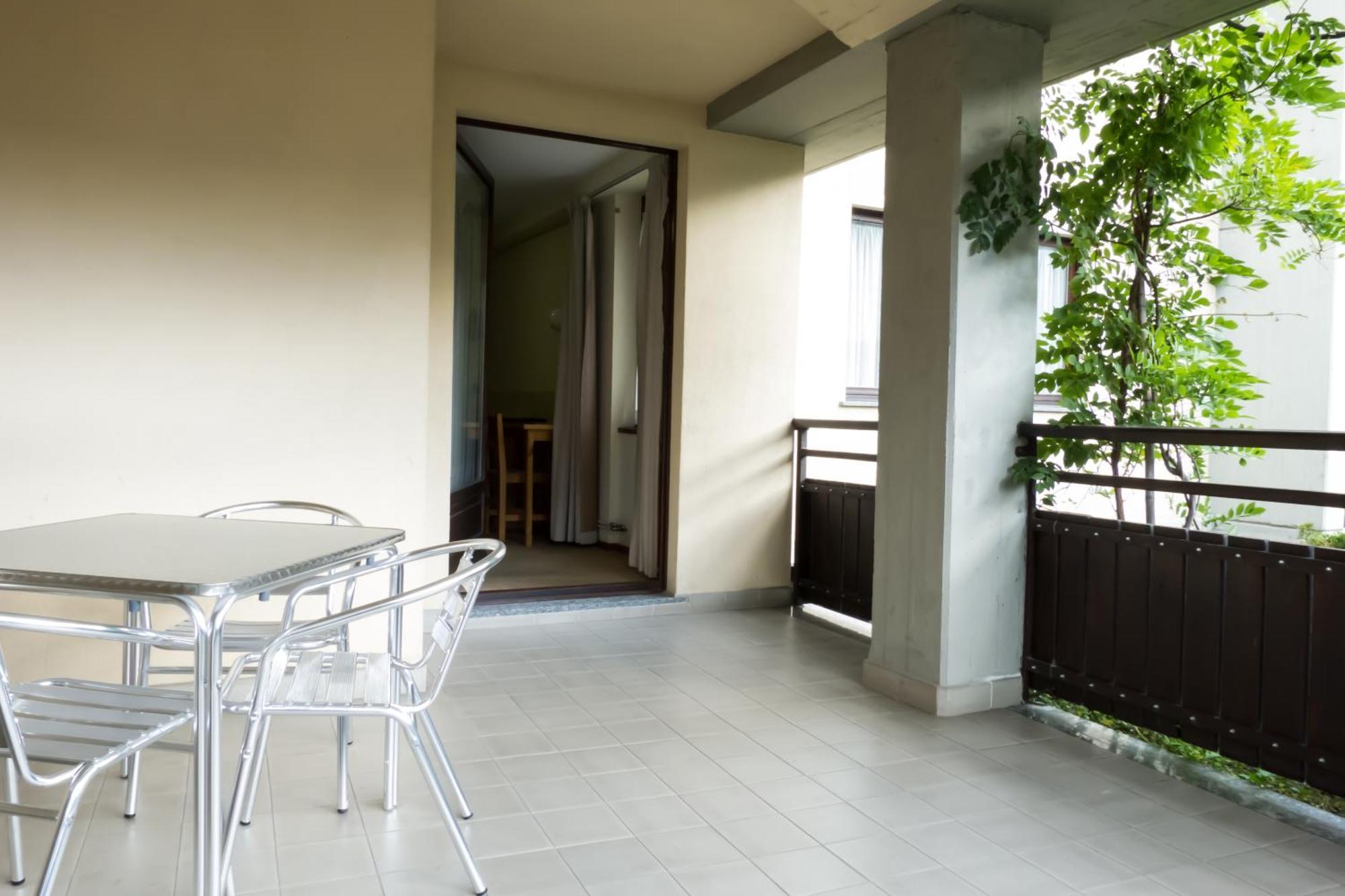 Hotel Valdotain วิลเนอเวอ ภายนอก รูปภาพ