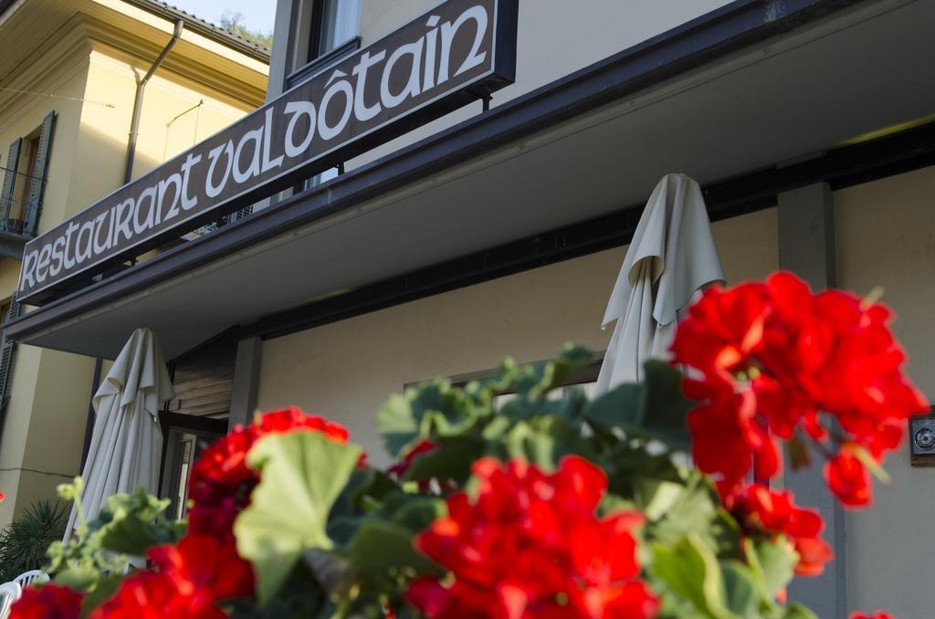 Hotel Valdotain วิลเนอเวอ ภายนอก รูปภาพ